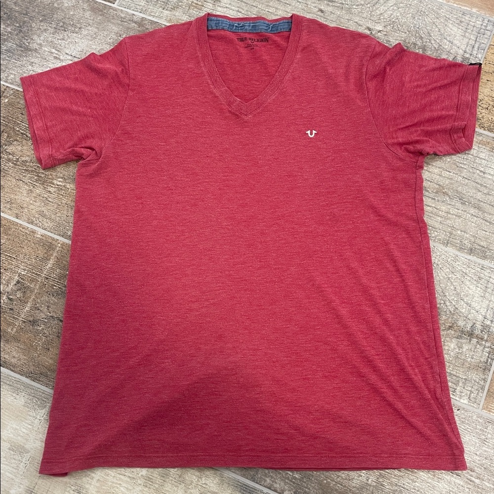 True Religion Mens Red V-Neck Tee T-Shirt made in Peru Size Large L
